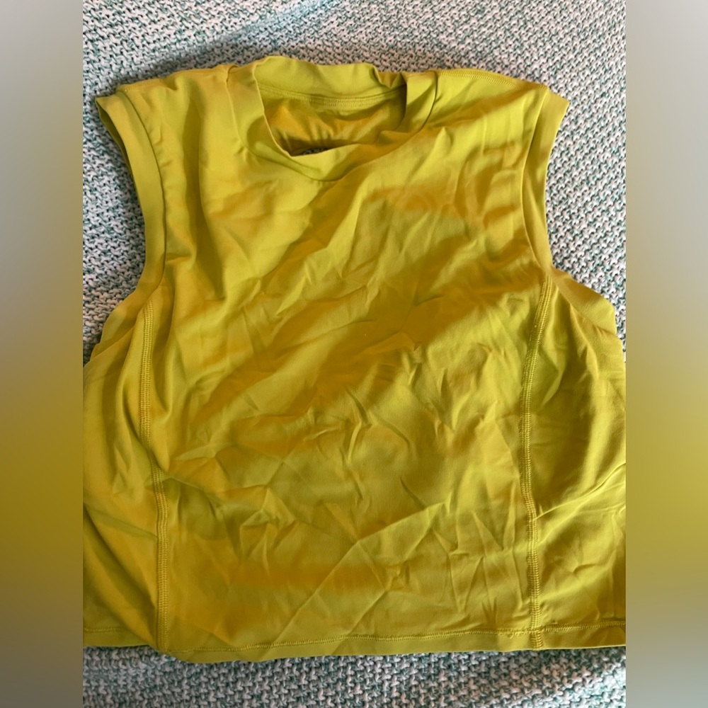 Lululemon yellow top